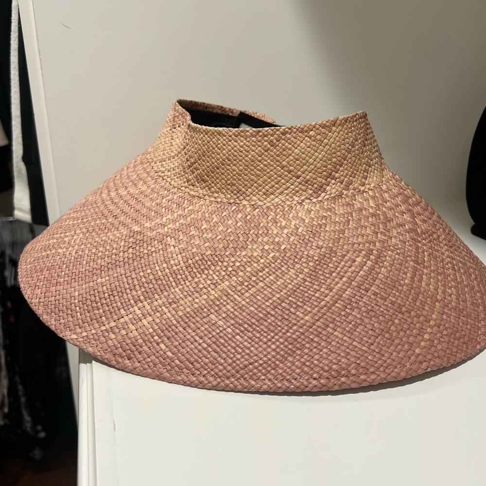 Freya visor - Picture 1 of 4